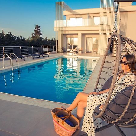 Io Luxury Pool & Hot Tub Suites 프레베자 외부 사진