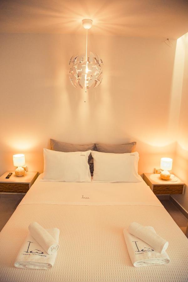 Io Luxury Pool & Hot Tub Suites 프레베자 외부 사진